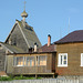 Рабочеостровск, Церковь Троицы Животворящей и Подворье Соловецкого монастыря
