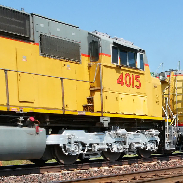 4015 Diesel (Behind #4014)