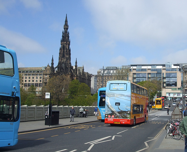 DSCF7283 Buses on Waverley Bridge, Edinburgh - 7 May 2017