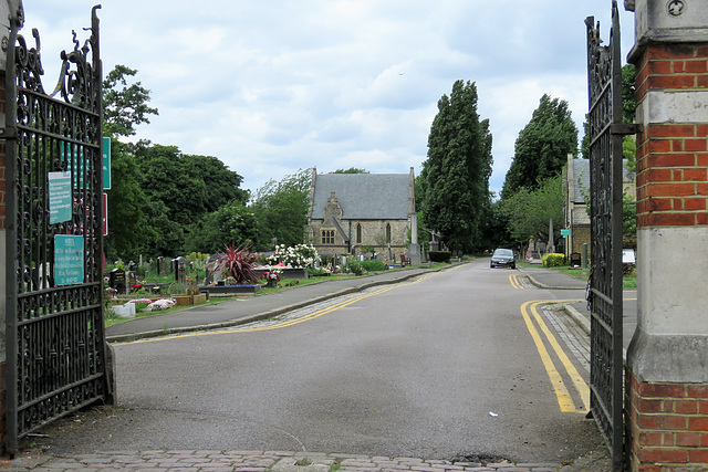 wandsworth cemetery, london