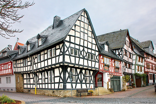 Bad Camberg, Fachwerk und Schiefer