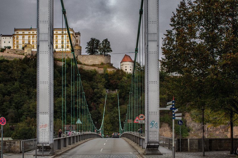 #29 - Leo W - "Luitpold Bridge in Passau" -33̊ 1point