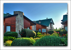 Casas en El Calafate a la luz del atardecer