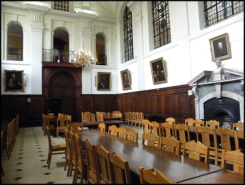 Queen's College dining hall