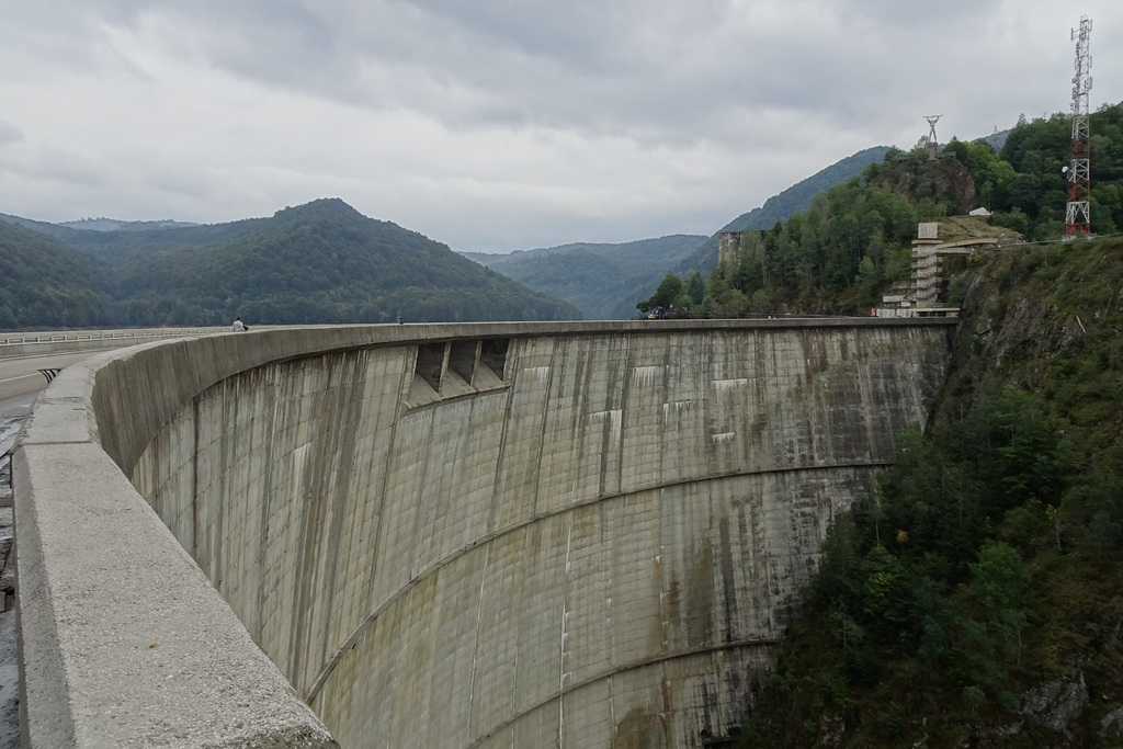 Vidraru Dam