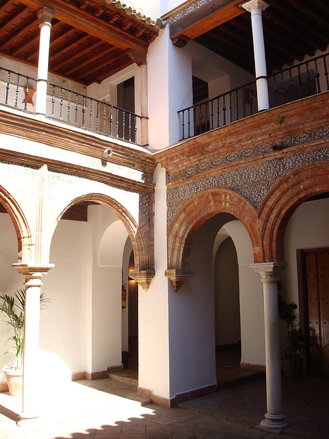 Palacio Mondragón