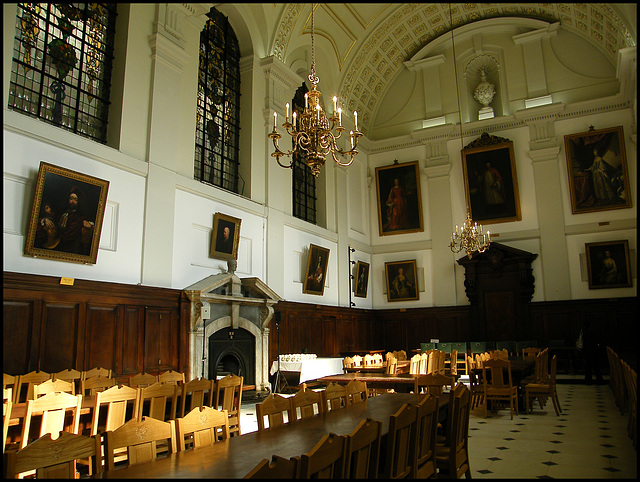 Queen's College dining hall