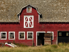 A fine old barn