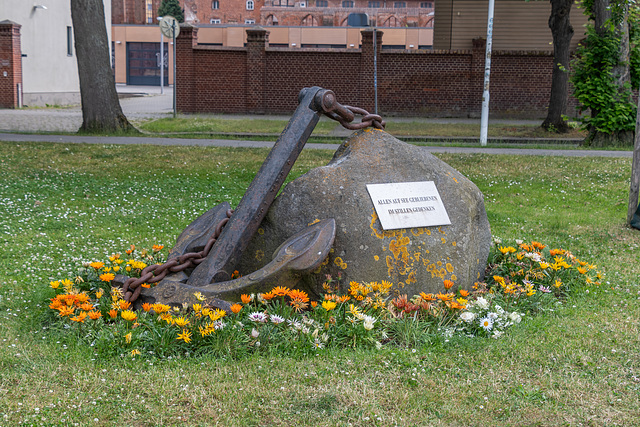 Allen auf See gebliebenen - in stillem Gedenken