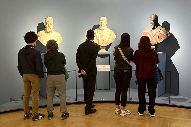 Rome 2026 – Palazzo Barberini – People looking at popes