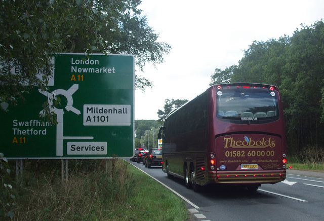 DSCF4444 Theobold’s Coaches MF11 LUJ at Barton Mills - 25 Aug 2018