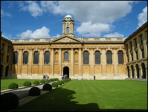 Queen's College Front Quad