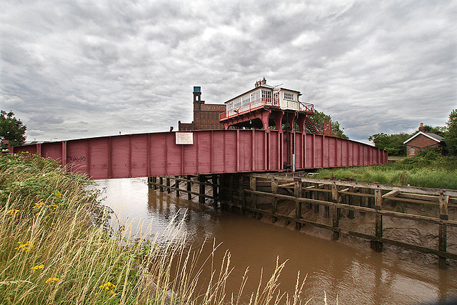 Wilmington swing bridge, River Hull