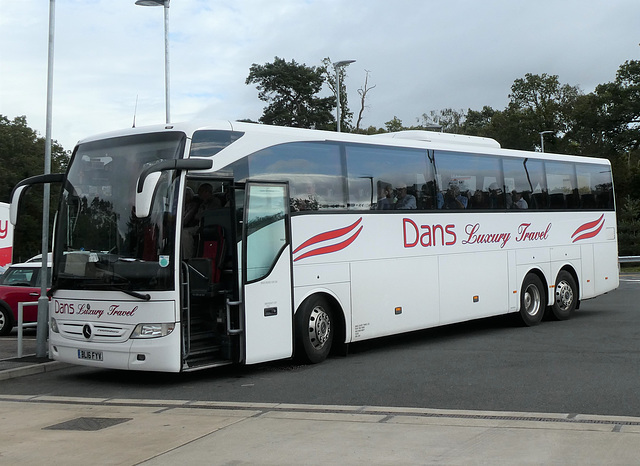 Dans of Waltham Abbey BL16 FYV at Barton Mills - 11 Sep 2019 (P1040341)