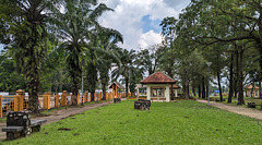 Aire de bancs assortis