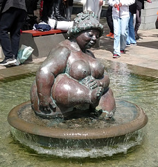 Wilhelmine im Brunnen in Westerland auf Sylt