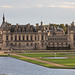 chateau de chantilly vu de l' arriere ....