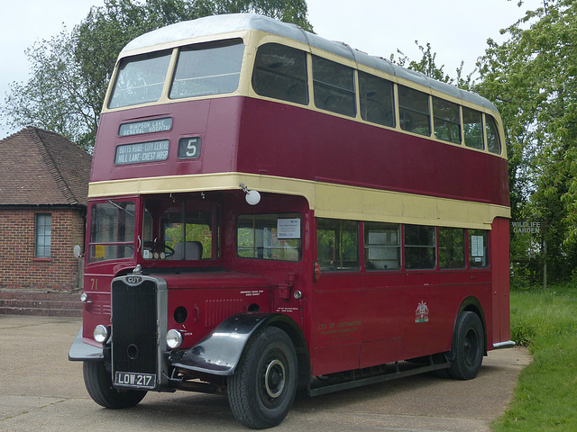 Buses at Bursledon Brickworks (3) - 11 May 2018