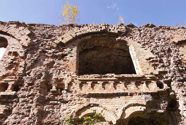 Kasernenruine in der Festung Tarakaniw