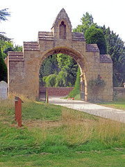 Southwell Minster gateway