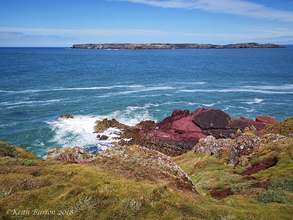 View from Skokholm to Skomer