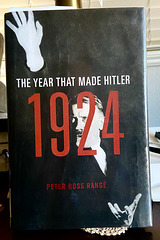 1924 THE YEAR THAT MADE HITLER