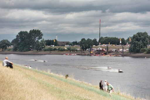 Rennen auf der Norderelbe September 2003