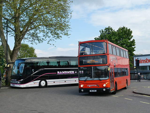 Mildenhall bus station - 10 May 2019 (P1010751) Mildenhall bus station - 10 May 2019 (P1010751)