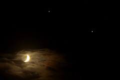 Moon, Jupiter and Saturn (18h:05)