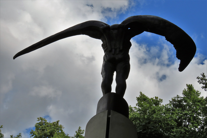 fleet air arm memorial, victoria embankment, london