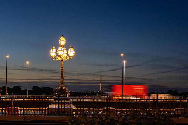 HFF: Über der Alster