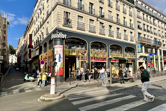 Paris 2024 – Bouillon at Place Pigalle