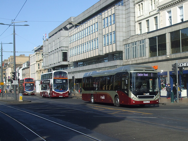 DSCF7051 Lothian Buses buses seen on Princes Street, Edinburgh - 6 May 2017 DSCF7051 Lothian Buses buses seen on Princes Street, Edinburgh - 6 May 2017
