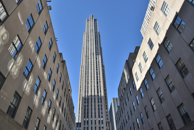 N-Y- Rockefeller building