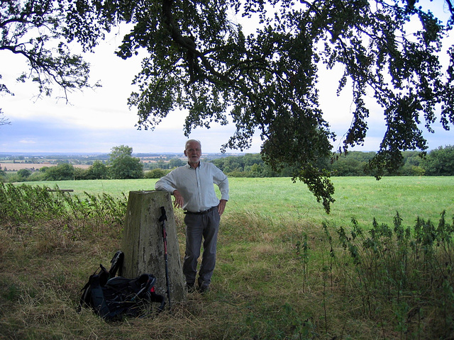 Trig Point (126m) near Park Farm