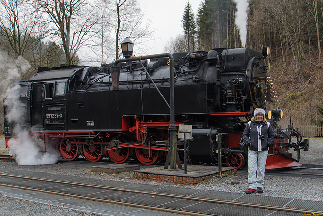 A big smile and a nice loco ... HFF!