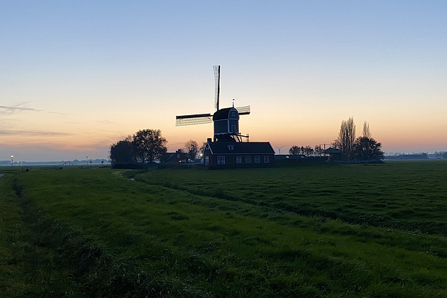 Grote Poldermolen at dusk