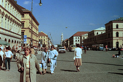 View from Odeonsplatz (44-22)