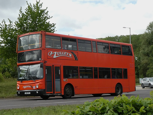 Mulleys Motorways LW51 ZHJ (01 D 10215) at Fiveways, Barton Mills - 28 May 2022 (P1110993)