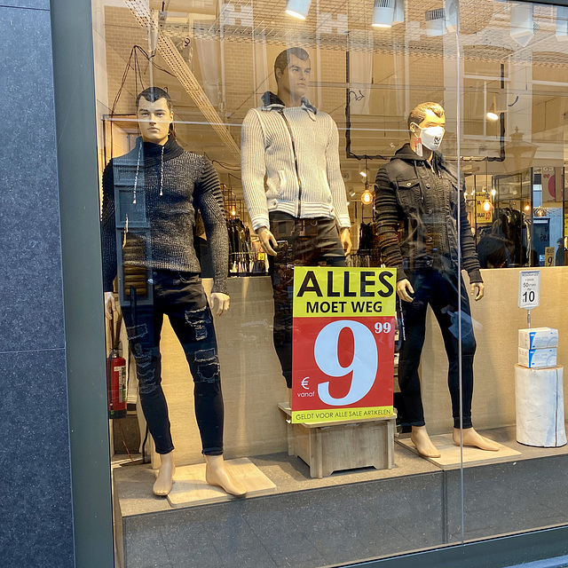 Men for sale for only €9.99