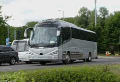 Goldline Executive Travel YN18 ZNV at Fiveways, Barton Mills - 28 May 2022 (P1120010)