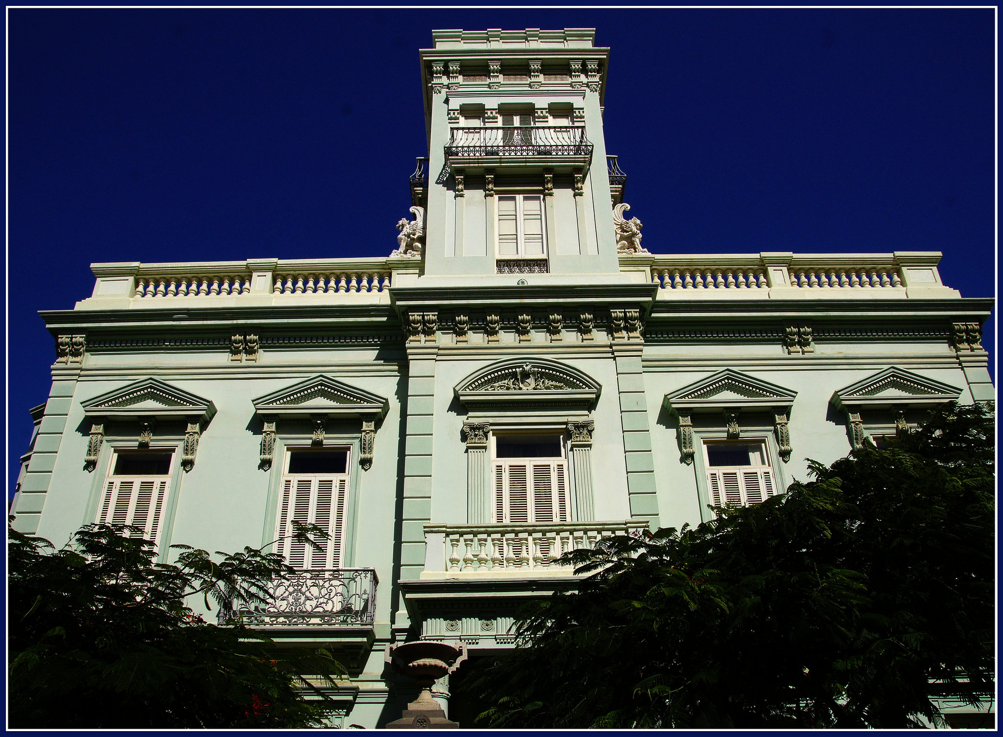 Palacio Quegles