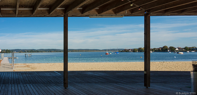 Strandbad Ermatingen im Herbst (© Buelipix)