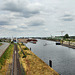 Blick auf den Rhein-Herne-Kanal mit Hafenanlagen (Duisburg-Ruhrort) / 22.07.2023