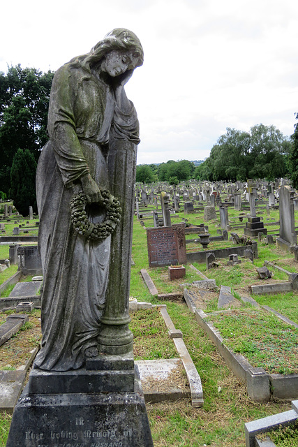 wandsworth cemetery, london