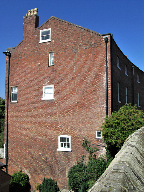 6 windows, Town walls, Shrewsbury