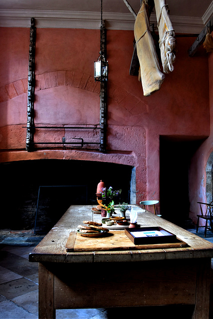 Kitchen table and pig / sheep roasting tools Kitchen table and pig / sheep roasting tools