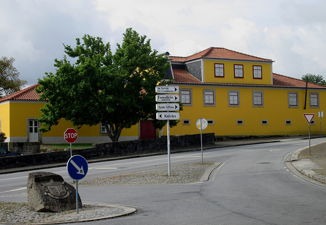 Camilo Castelo Branco Foundation.