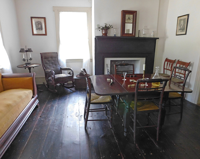 The Parlor in the Noon Inn in Old Bethpage Village, August 2022