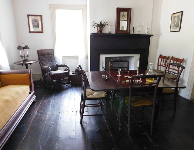 The Parlor in the Noon Inn in Old Bethpage Village, August 2022